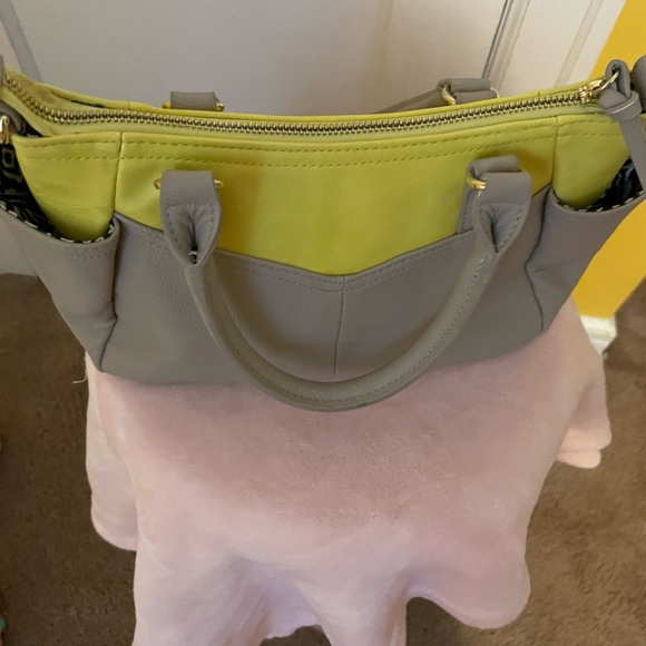 Like new - Picture 2 of 2